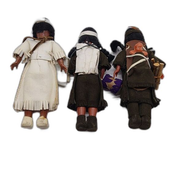 Vintage Native American Women Dolls Set of 3 - Picture 4 of 6